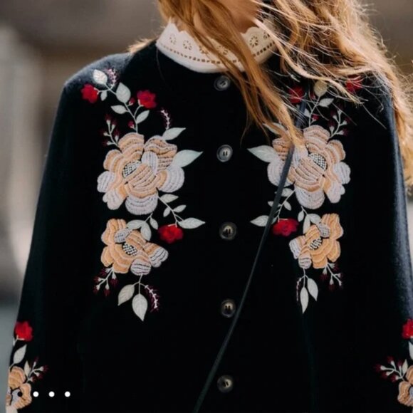 Farm Rio Black Flowers Embroidered Buttoned Knit Cardigan - Picture 2 of 4